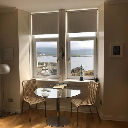 Millport Beach Apartment, Crichton St, Sea Views Exterior photo