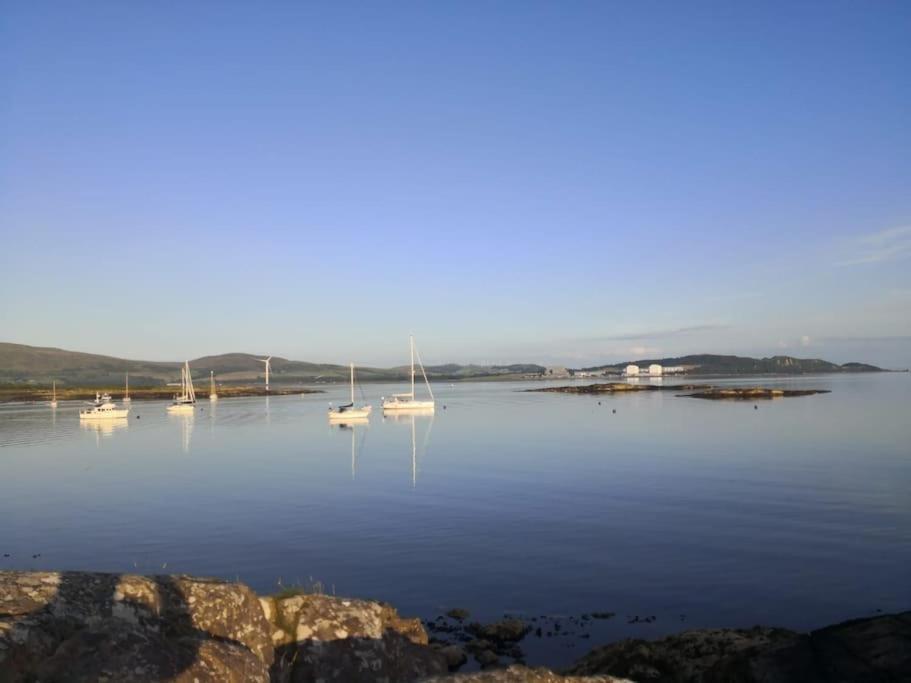 Apartment, Crichton St, Sea Views *